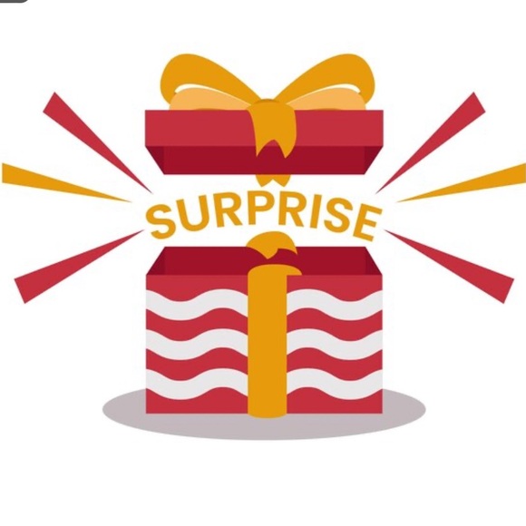 Mystery Box $100+ value - Picture 2 of 6